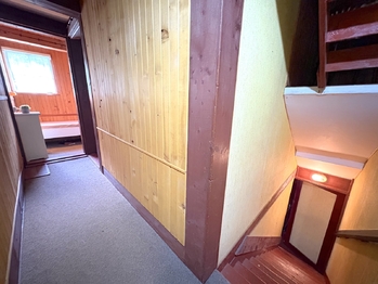 Chodba v 1. patře - Prodej chaty / chalupy 80 m², Jílové u Prahy