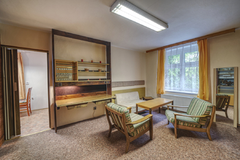 Obývací pokoj - Prodej domu 152 m², Nýrsko