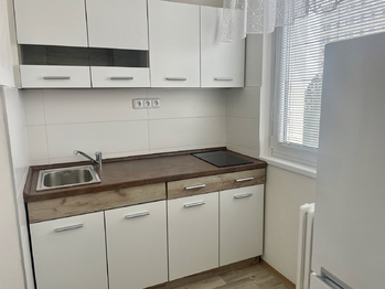 Pronájem bytu 1+1 v osobním vlastnictví 29 m², Praha 4 - Modřany