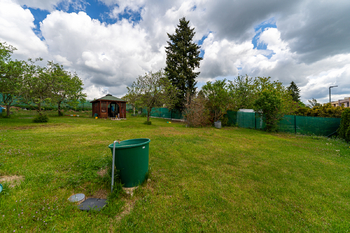 Prodej pozemku 447 m², Dobříš