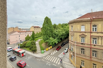 Prodej bytu 4+kk v osobním vlastnictví 93 m², Praha 5 - Smíchov