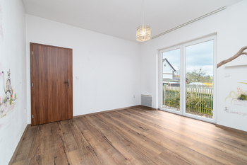 Dětský pokoj - Prodej bytu 4+kk v osobním vlastnictví 102 m², Česká Bříza