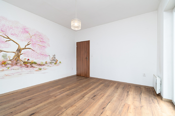 Dětský pokoj - Prodej bytu 4+kk v osobním vlastnictví 102 m², Česká Bříza