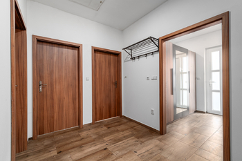 Chodba - Prodej bytu 4+kk v osobním vlastnictví 102 m², Česká Bříza