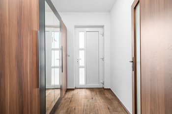 Předsíň - Prodej bytu 4+kk v osobním vlastnictví 102 m², Česká Bříza