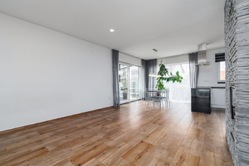 Pokoj s kk - Prodej bytu 4+kk v osobním vlastnictví 102 m², Česká Bříza