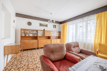 Prodej domu 215 m², Praha 5 - Sobín