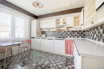Prodej domu 215 m², Praha 5 - Sobín