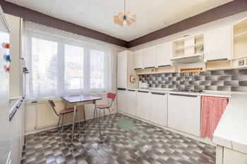 Prodej domu 215 m², Praha 5 - Sobín