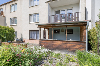 Prodej domu 215 m², Praha 5 - Sobín