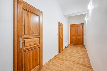 Pronájem bytu 3+kk v osobním vlastnictví 73 m², Praha 8 - Karlín