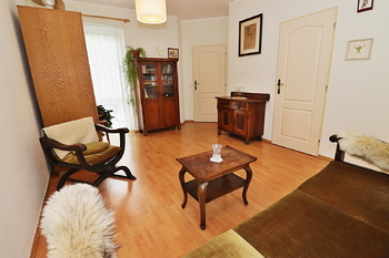 pokoj pro hosty s koupelnou - Prodej domu 175 m², Jaroslav