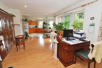 pracovní místo - Prodej domu 175 m², Jaroslav