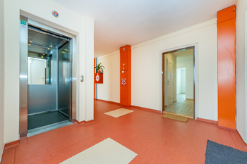 Vstup do bytu - Pronájem bytu 2+kk v osobním vlastnictví 48 m², Praha 4 - Chodov