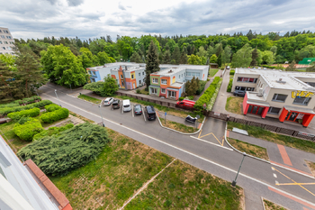Výhled z bytu - Pronájem bytu 2+kk v osobním vlastnictví 48 m², Praha 4 - Chodov