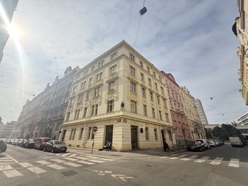 Pronájem bytu 2+kk v osobním vlastnictví 68 m², Praha 7 - Holešovice