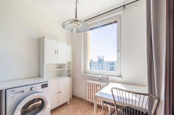 Prodej bytu 3+1 v osobním vlastnictví 69 m², Praha 4 - Chodov