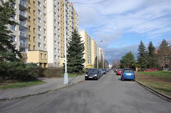 Pronájem bytu 1+kk v družstevním vlastnictví 37 m², Praha 4 - Kamýk