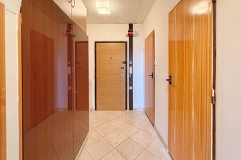 Prodej bytu 2+kk v osobním vlastnictví 45 m², Čelákovice