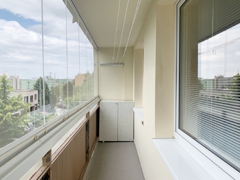lodžie  - Pronájem bytu 2+kk v družstevním vlastnictví 40 m², Praha 5 - Motol