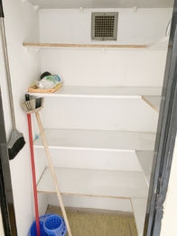 komora na chodbě - Pronájem bytu 2+kk v družstevním vlastnictví 40 m², Praha 5 - Motol