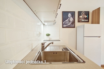 Prodej bytu 2+1 v osobním vlastnictví 77 m², Praha 5 - Smíchov