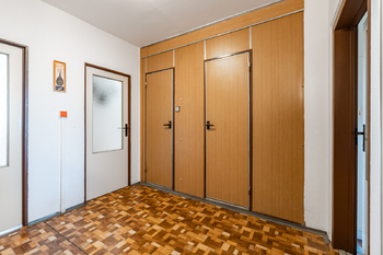 Prodej bytu 3+1 v osobním vlastnictví 75 m², Praha 4 - Chodov