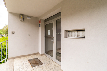 Prodej bytu 3+1 v osobním vlastnictví 75 m², Praha 4 - Chodov
