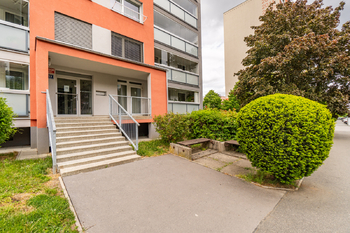 Prodej bytu 3+1 v osobním vlastnictví 75 m², Praha 4 - Chodov
