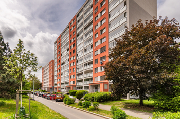 Prodej bytu 3+1 v osobním vlastnictví 75 m², Praha 4 - Chodov