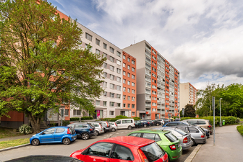 Prodej bytu 3+1 v osobním vlastnictví 75 m², Praha 4 - Chodov