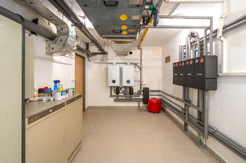 Prodej nájemního domu 675 m², Čelákovice