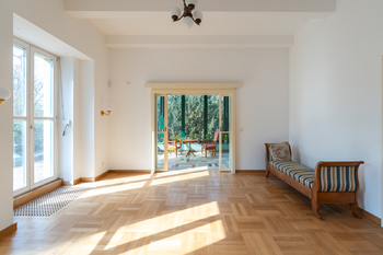 Prodej nájemního domu 675 m², Čelákovice