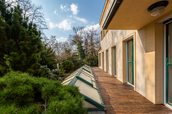 Prodej nájemního domu 675 m², Čelákovice