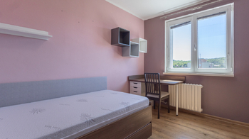 Pokoj růžový - Prodej bytu 3+kk v osobním vlastnictví 61 m², Zlín