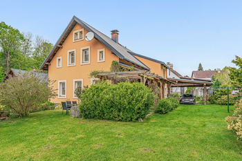 Prodej domu 161 m², Lánov