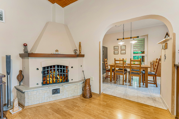 Prodej domu 161 m², Lánov