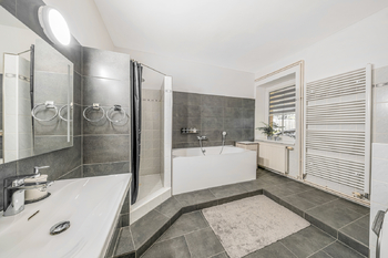 Prodej domu 161 m², Lánov