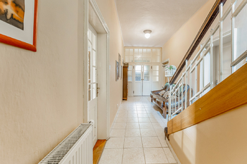 Prodej domu 161 m², Lánov