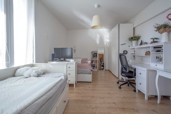 Dětský pokoj.  - Pronájem bytu 3+kk v družstevním vlastnictví 83 m², Neratovice