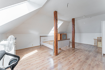 Prodej bytu 6 a více v osobním vlastnictví 250 m², Mokrovraty