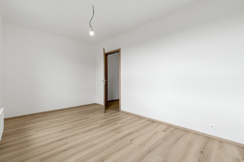 Prodej bytu 2+kk v osobním vlastnictví 48 m², Praha 9 - Hloubětín