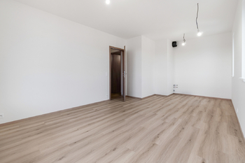 Prodej bytu 2+kk v osobním vlastnictví 48 m², Praha 9 - Hloubětín