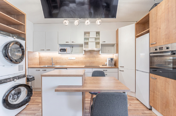 Prodej bytu 1+kk v osobním vlastnictví 38 m², Plzeň