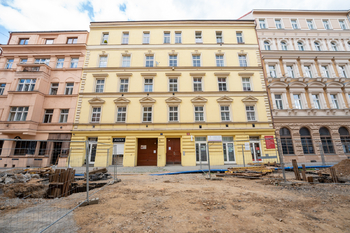 Prodej bytu 2+kk v osobním vlastnictví 73 m², Praha 7 - Holešovice