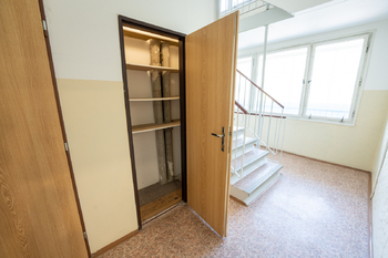 Prodej bytu 3+kk v osobním vlastnictví 54 m², Praha 9 - Prosek