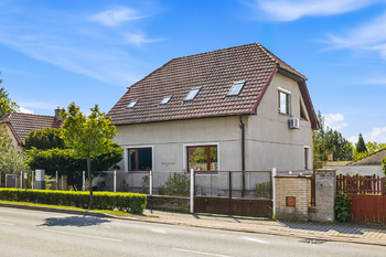 Prodej domu 157 m², Unhošť