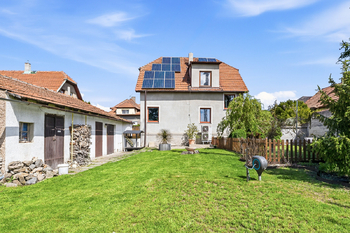 Prodej domu 157 m², Unhošť