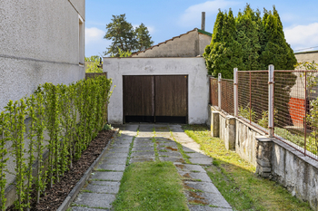 Prodej domu 157 m², Unhošť