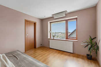 Prodej domu 157 m², Unhošť
